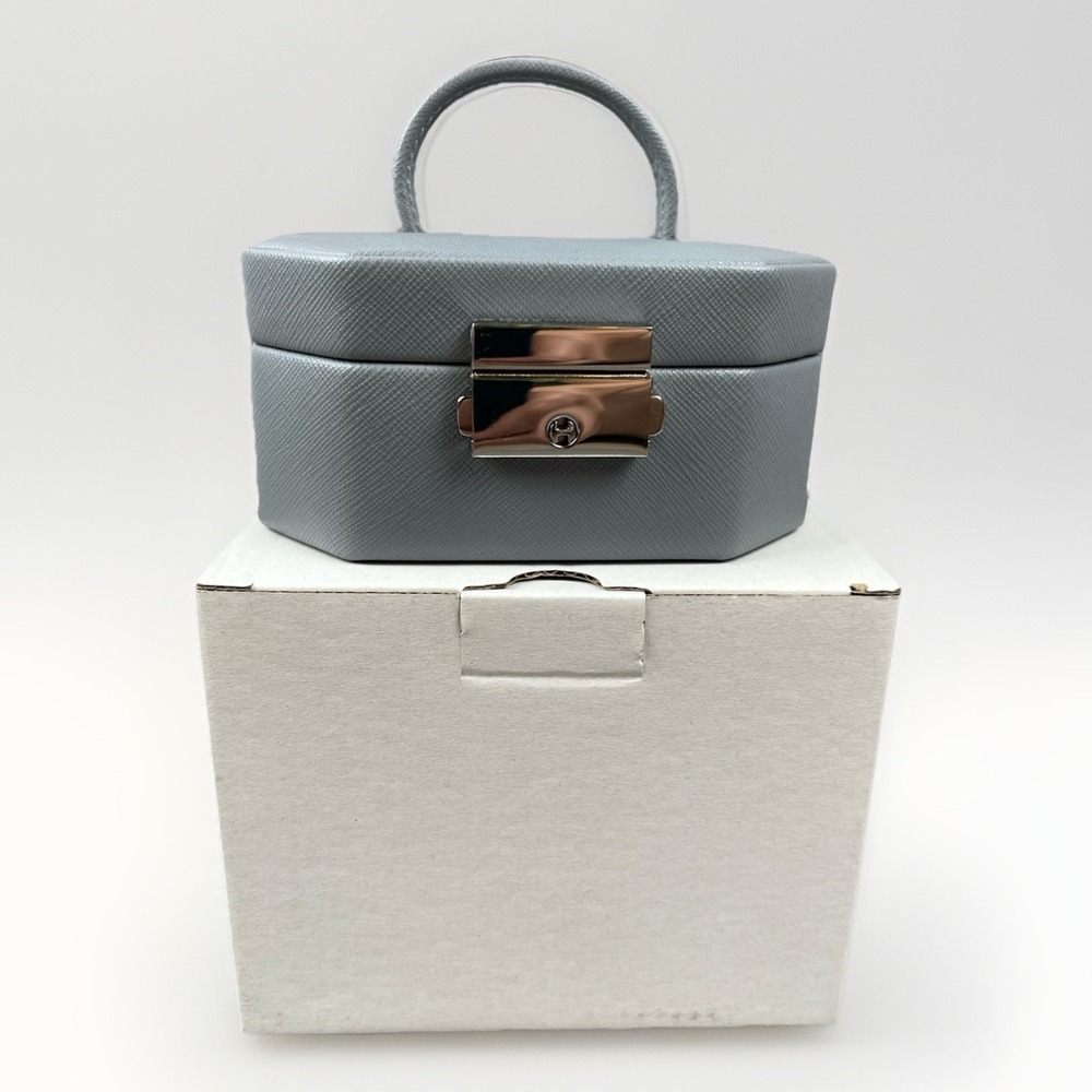 Heritage Wolf Gray Octagon Travel Jewelry Case Mirror Faux Leather Velvet Lined